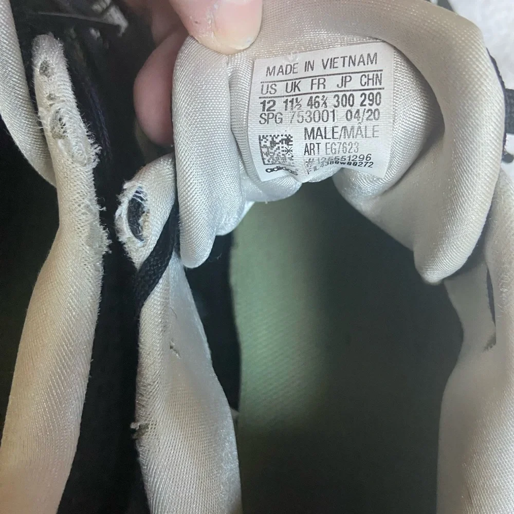 Adidas cleats size men’s 12 - Picture 6 of 15